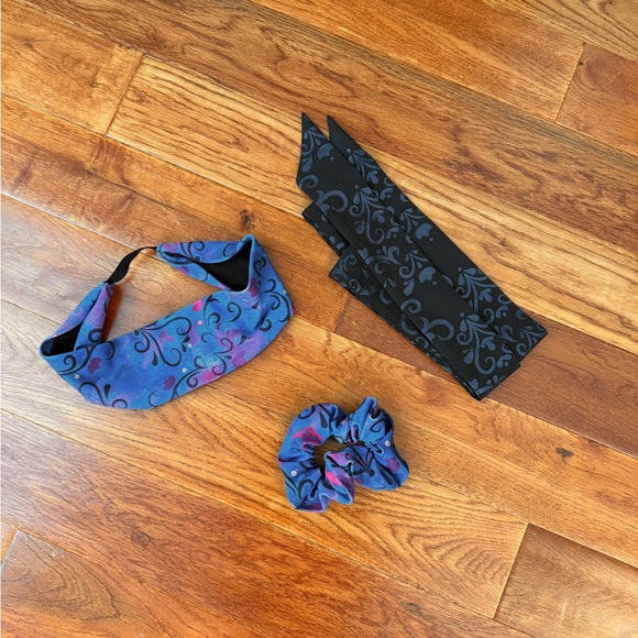 Crowned Athletics Snow Sister Princess Athletic Set Size M - Picture 12 of 15